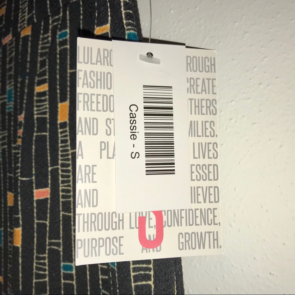 LuLaRoe Cassie Skirt - Picture 3 of 5